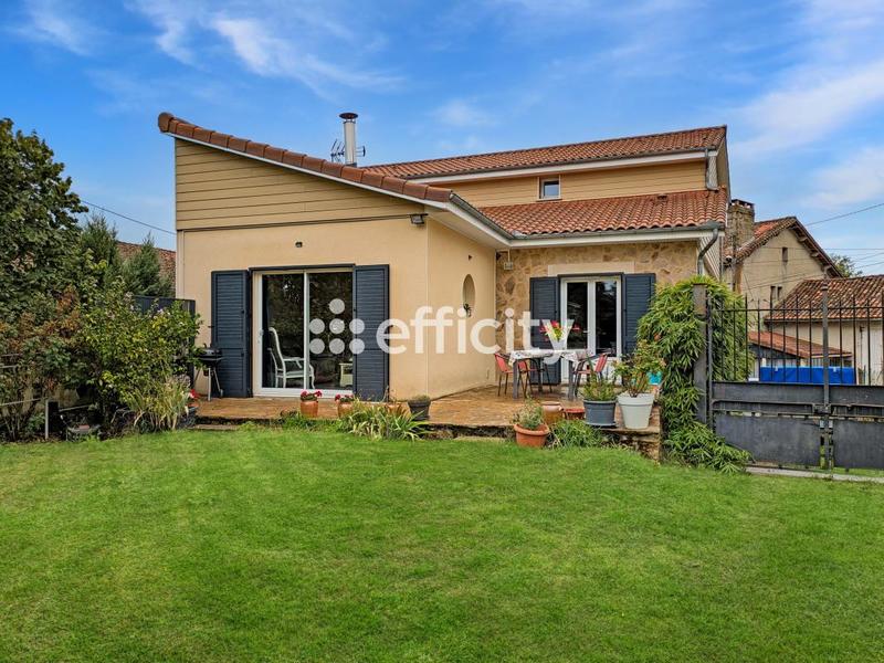 Maison - 150 m² - 7 pièces