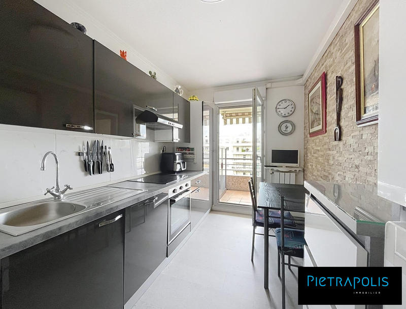 Appartement - 70 m² - 3 pièces