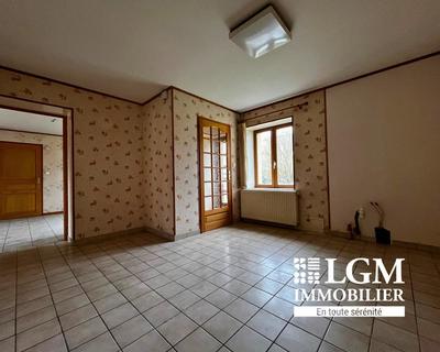 Maison - 121 m² - 4 pièces