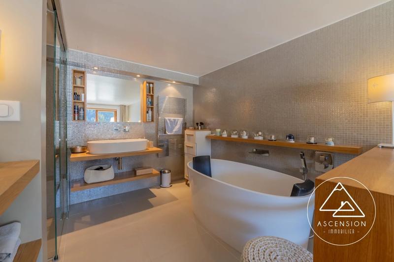 Châlet - 176 m² - 7 pièces