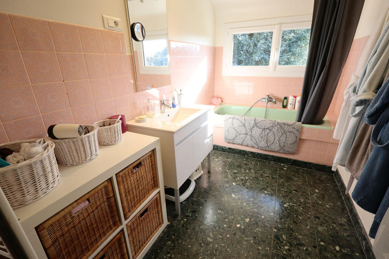 Maison - 104 m² - 4 pièces