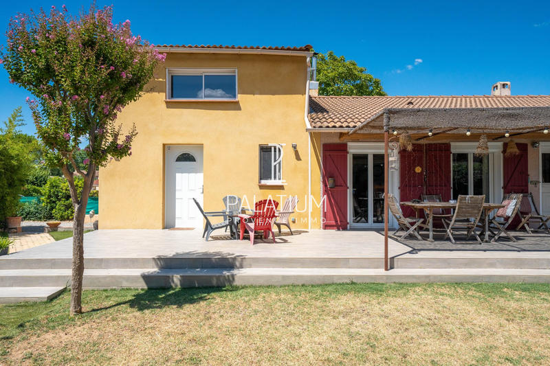 Maison - 155 m² - 6 pièces