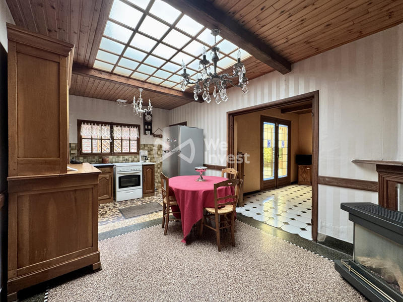 Maison - 98 m² - 5 pièces