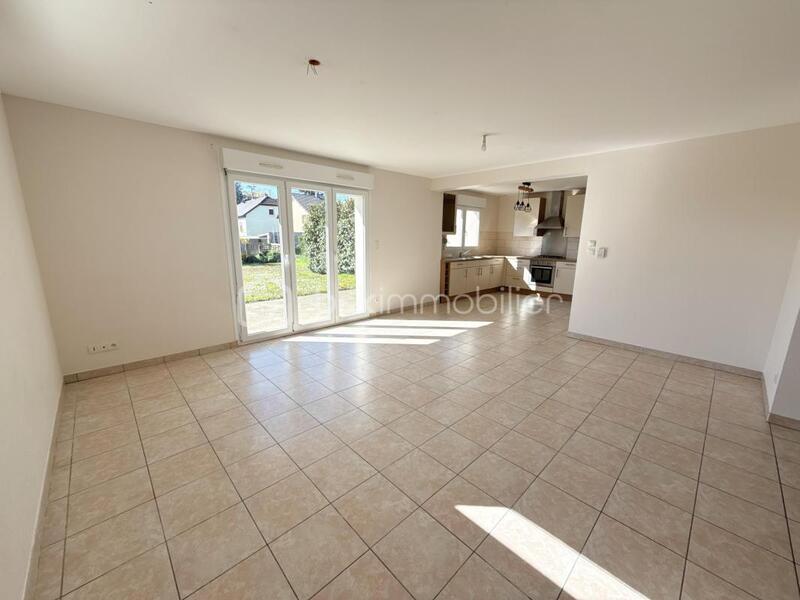 Maison - 93 m² - 4 pièces