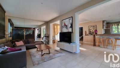 Maison - 170 m² - 7 pièces