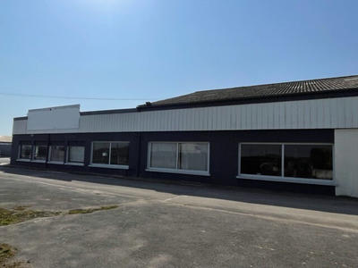 Local commercial - 1 000 m²