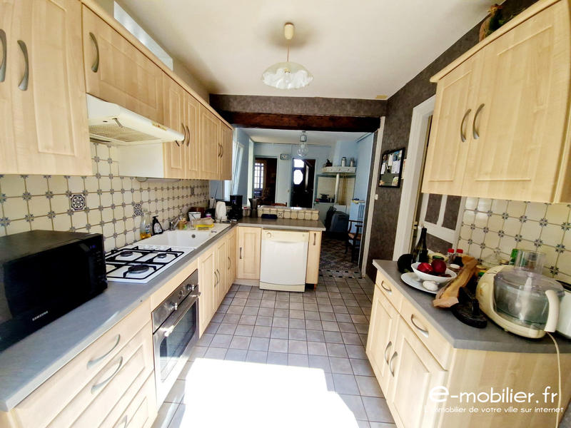 Maison - 155 m² - 8 pièces