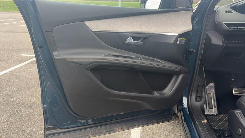 Peugeot 3008 II 1.2 Hybrid e-Dsc6 136 Gt - Garantie constructeur Automatique