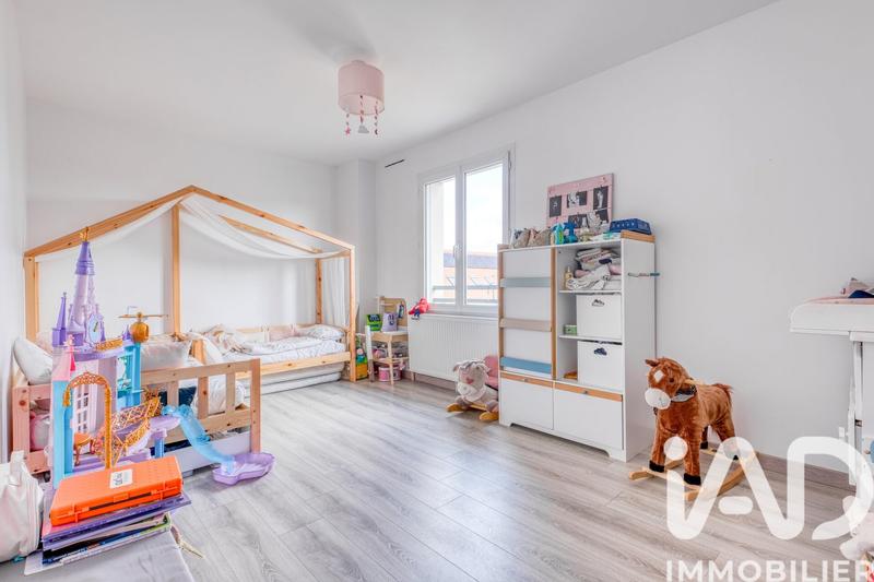 Maison - 133 m² - 5 pièces