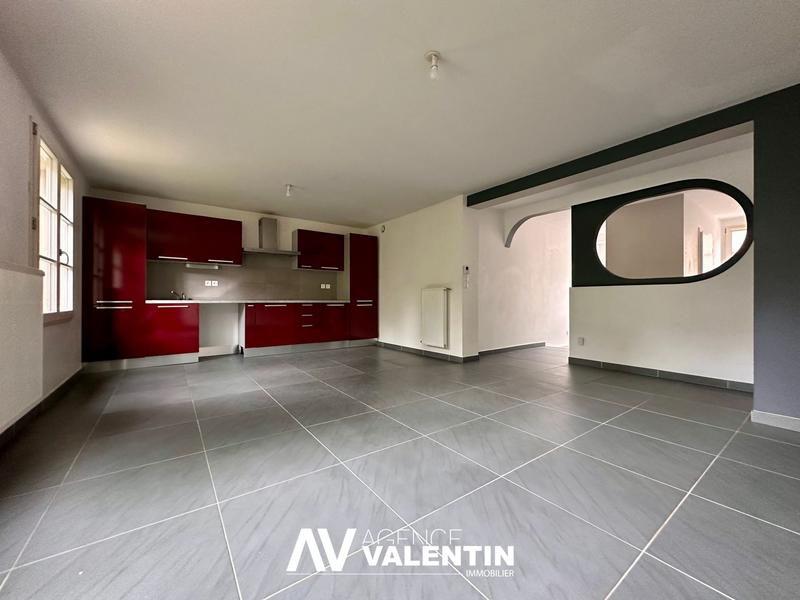 Maison - 110 m² - 6 pièces