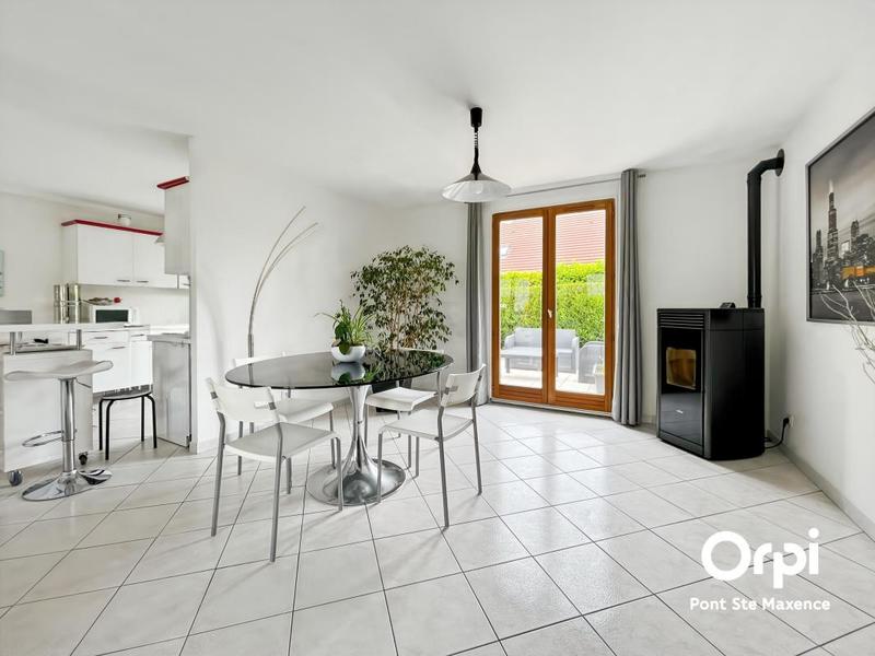 Maison - 146 m² - 8 pièces