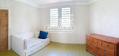 Villa - 218 m² - 9 pièces