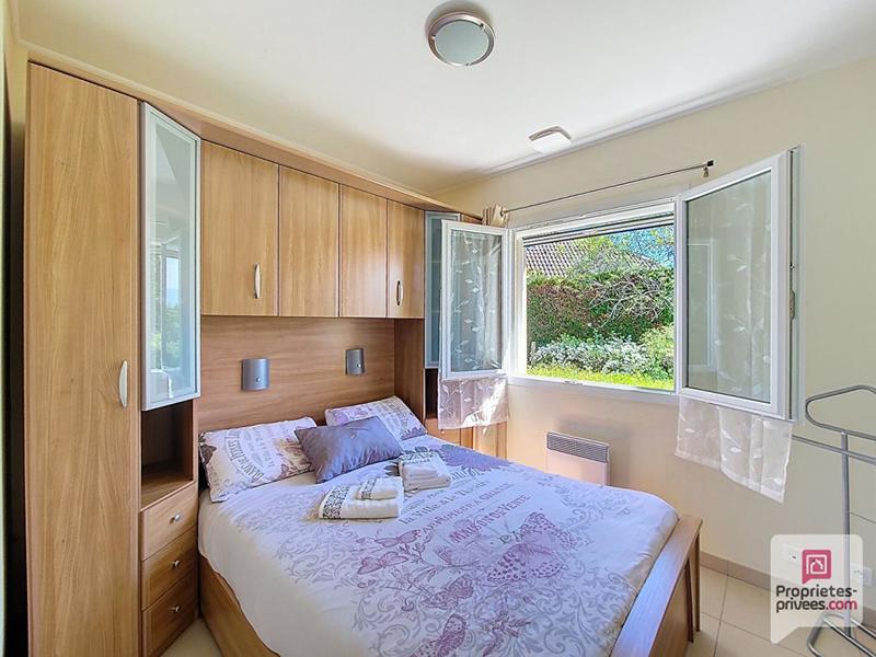 Maison - 143 m² - 10 pièces