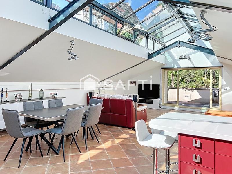 Maison - 192 m² - 6 pièces