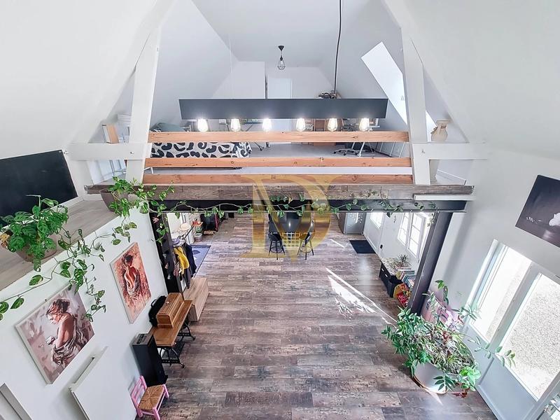 Maison - 163 m² - 6 pièces