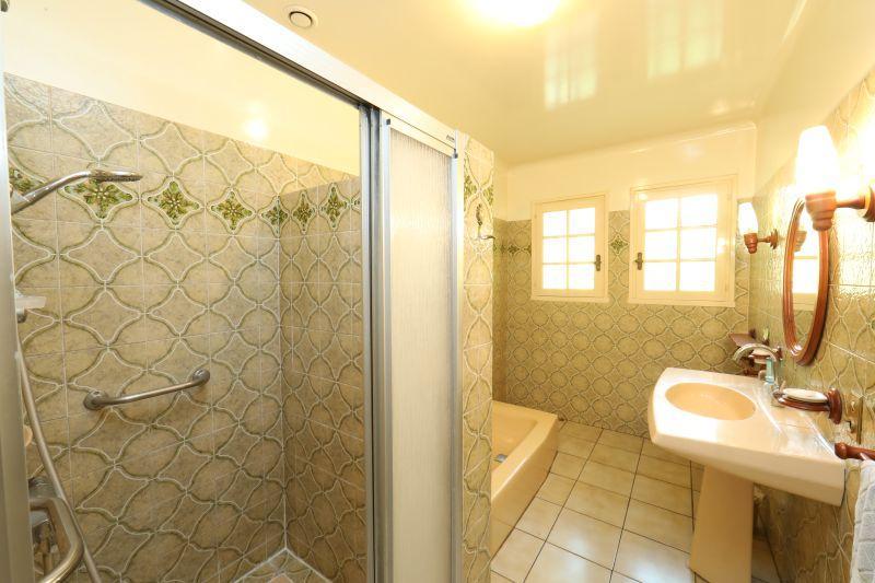 Maison - 208 m² - 7 pièces