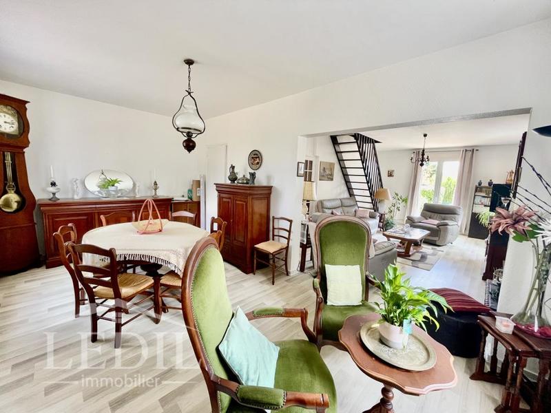 Maison - 115 m² - 6 pièces