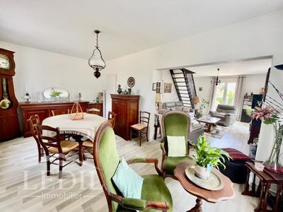 Maison - 115 m² - 6 pièces