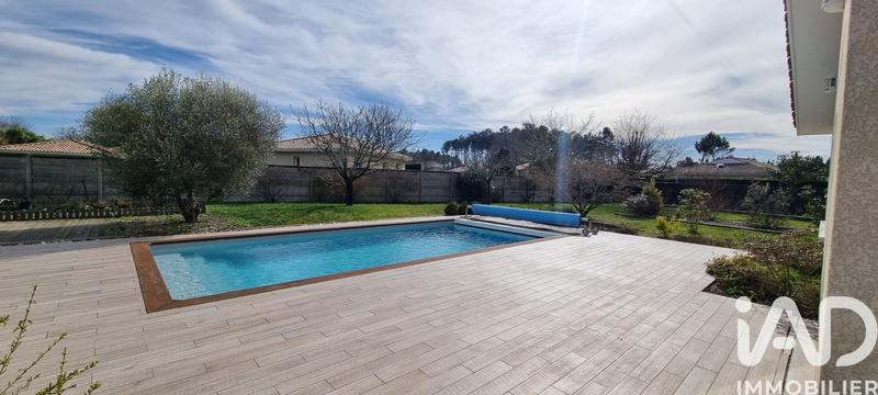 Maison - 135 m² - 6 pièces