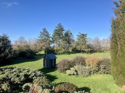 Maison traditionnelle - 200 m² - 6 pièces