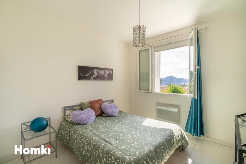 Maison - 101 m² - 4 pièces