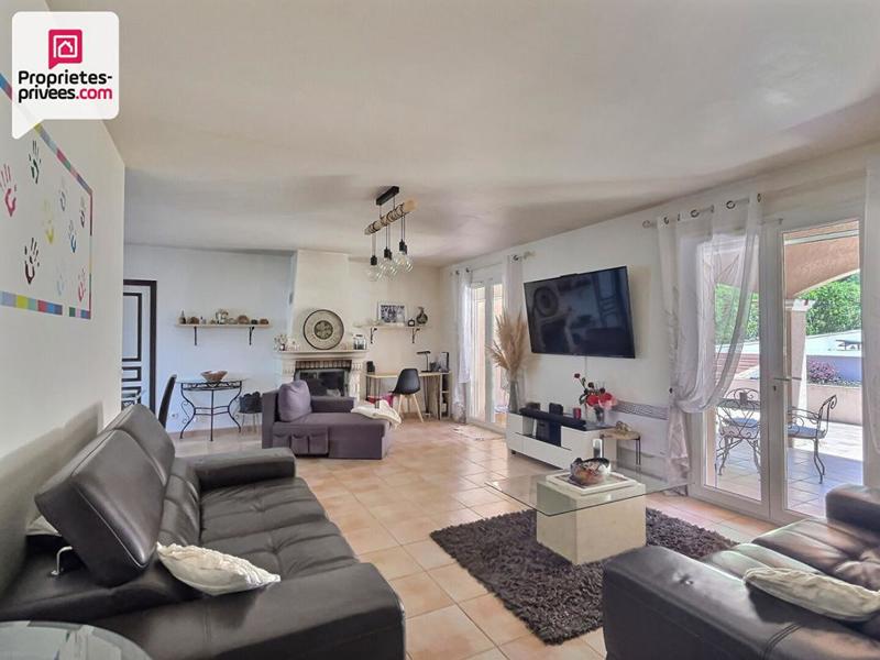 Maison - 99 m² - 4 pièces