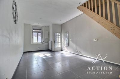 Maison - 87 m² - 5 pièces