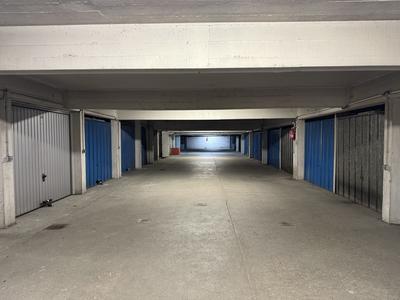Parking / Garage - 10 m²