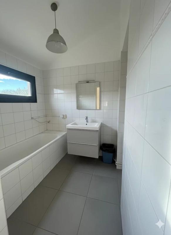 Villa - 199 m² - 6 pièces