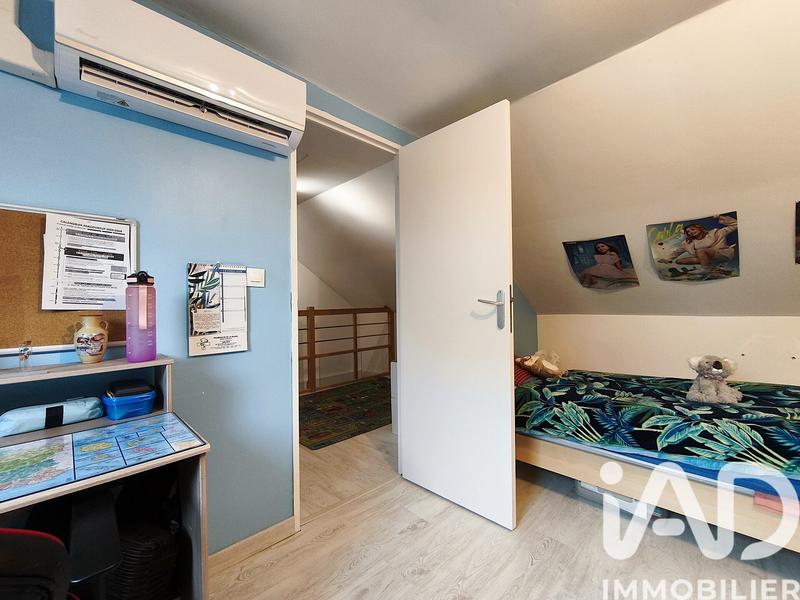 Maison - 177 m² - 8 pièces