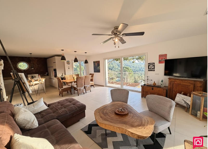 Maison - 165 m² - 6 pièces