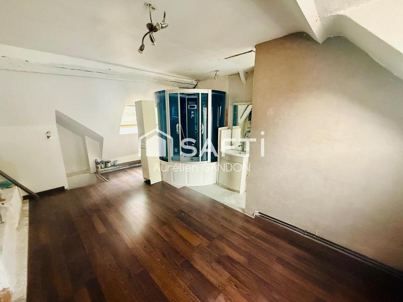 Immeuble - 68 m² - 3 pièces