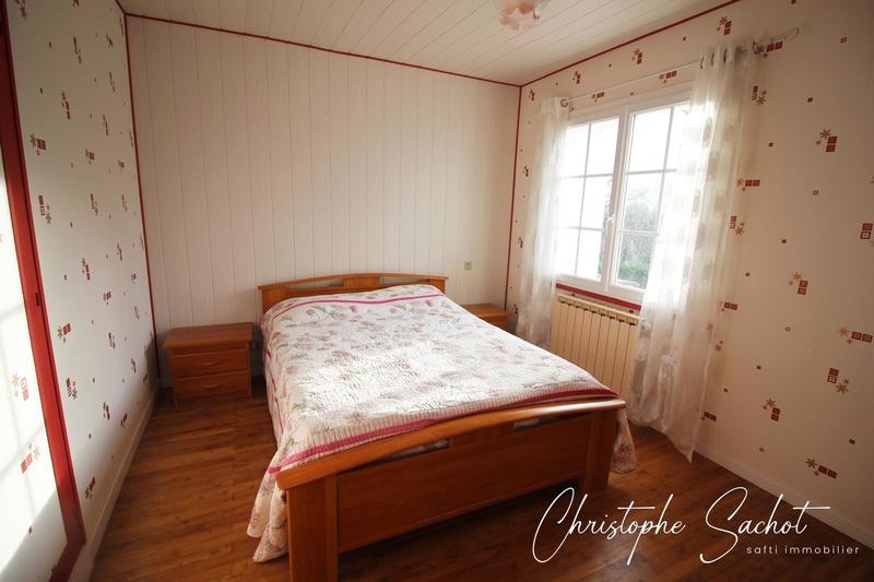 Maison - 198 m² - 9 pièces