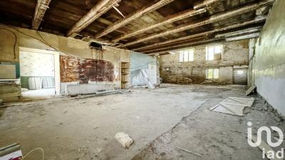 Maison de village - 90 m² - 1 pièce