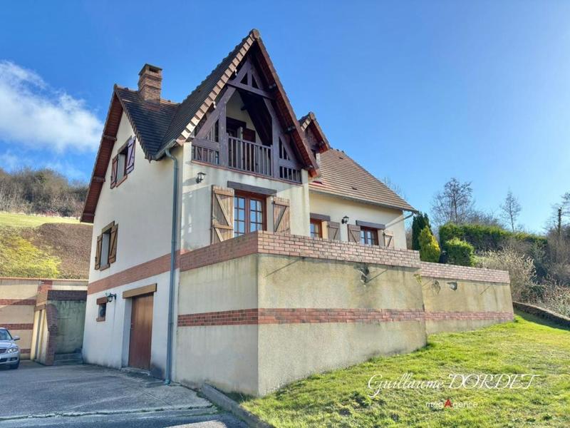 Maison traditionnelle - 112 m² - 3 pièces