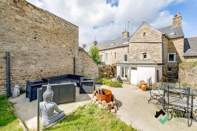 Maison ancienne - 125 m² - 6 pièces