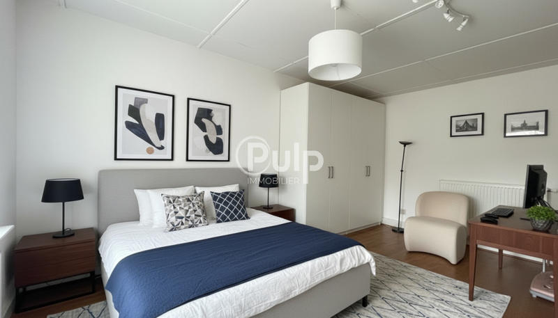 Maison - 260 m² - 7 pièces