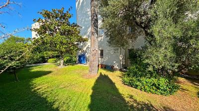 Appartement - 95 m² - 4 pièces