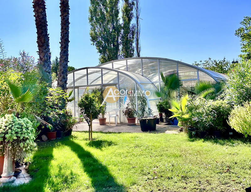 Maison - 212 m² - 7 pièces