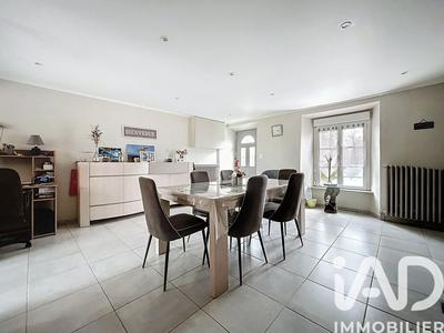 Maison - 92 m² - 4 pièces