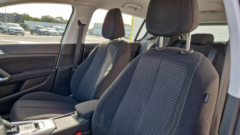 Peugeot 308 BlueHDI 130ch Eat8 Active Business