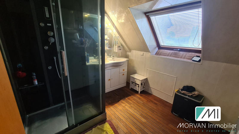 Maison - 138 m² - 7 pièces