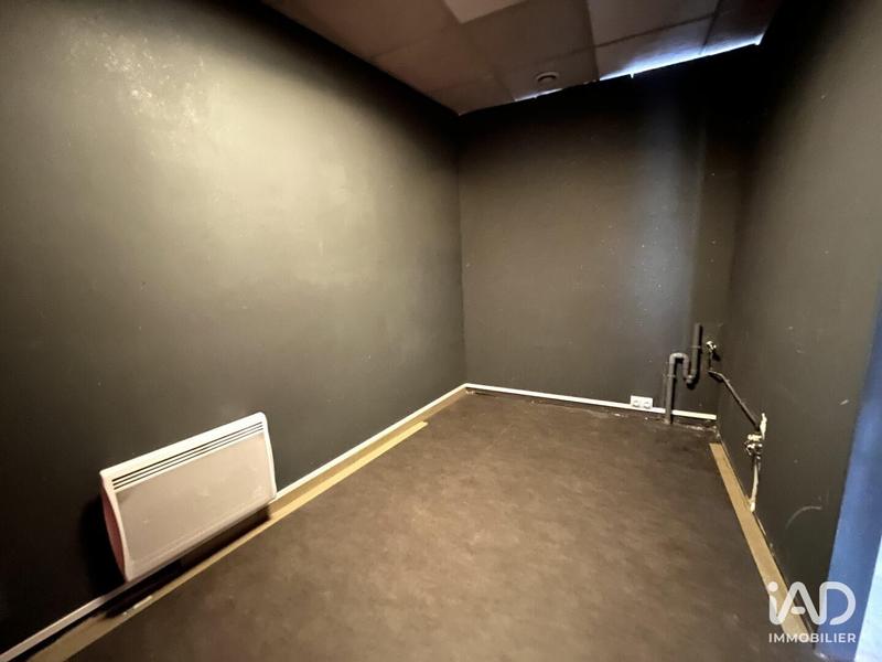 Local commercial - 252 m² - 7 pièces