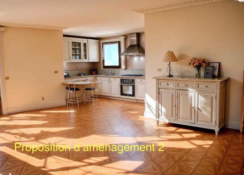 Maison - 90 m² - 6 pièces