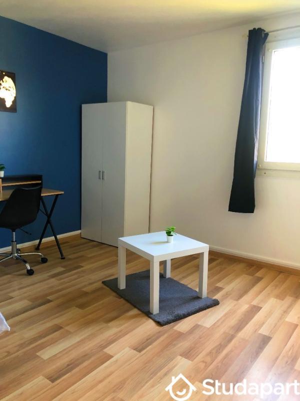 Chambre - 13 m² - 1 pièce