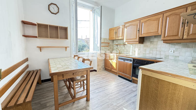 Maison - 95 m² - 5 pièces