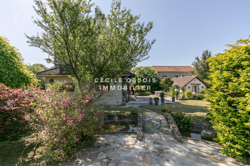 Maison ancienne - 272 m² - 9 pièces