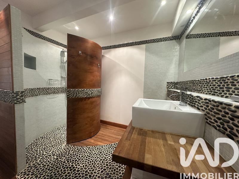 Appartement - 95 m² - 3 pièces