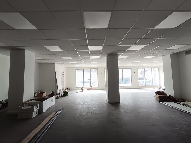 Local commercial - 160 m²