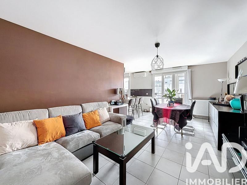 Appartement - 92 m² - 5 pièces